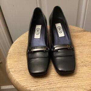 S.R.O. SRO DARK NAVY BLUE HEELS SZ 6M 1.5”